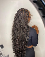 Load image into Gallery viewer, Curly Bundles and Braiding bundles
